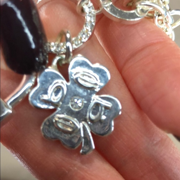 Bebe necklace in silver with key lock flower - Picture 5 of 8